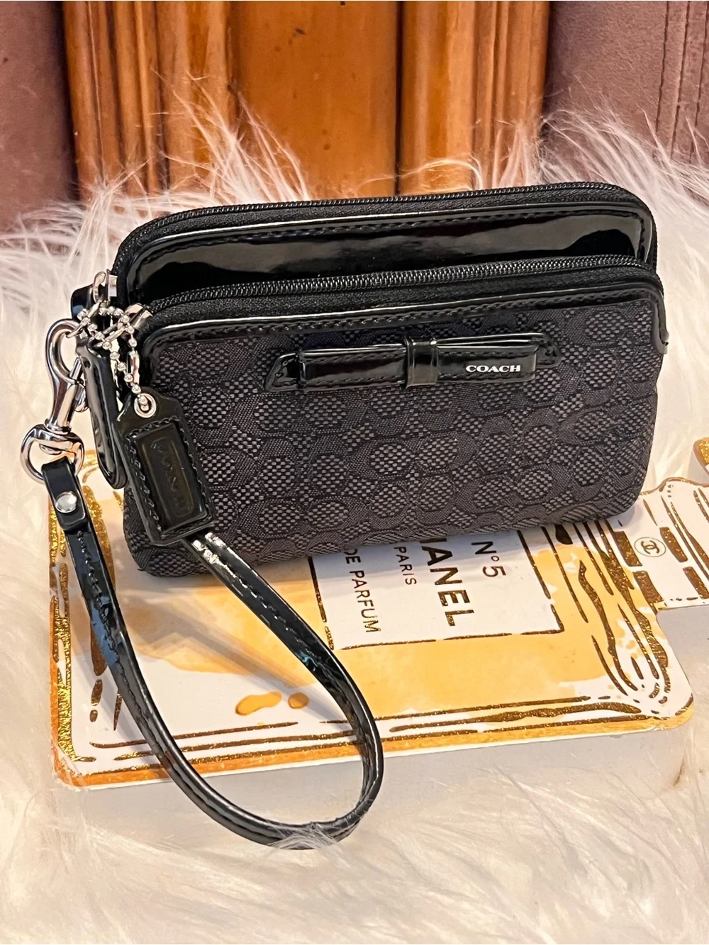 Coach Black Signature with Patent Trim double zipper wristlet